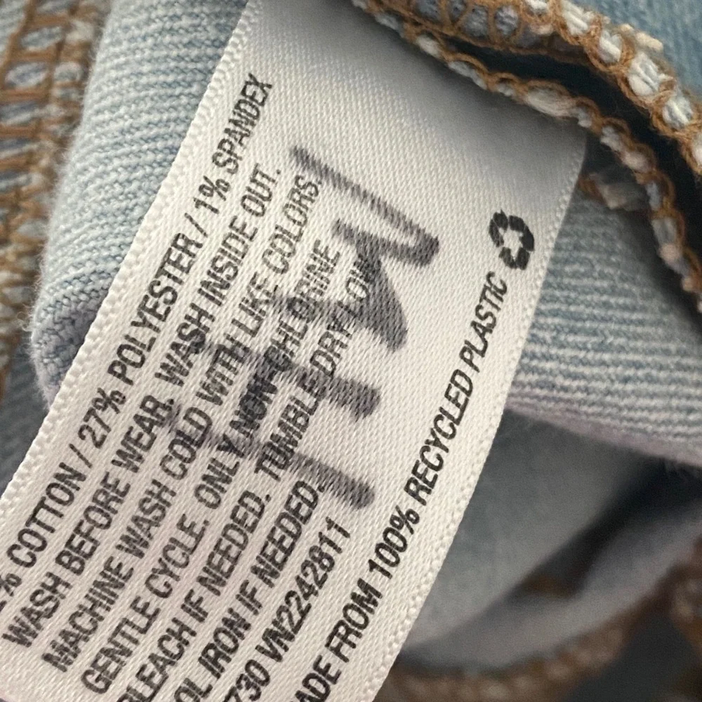 Cherokee Light Wash Stretch Denim Overall Shorts​​​​​​​​​